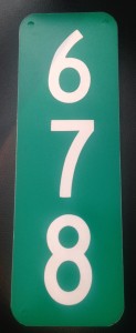 House number sign (vertical)